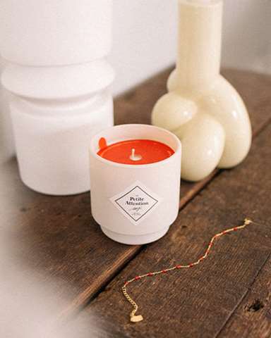 Petite attention bracelet rouge