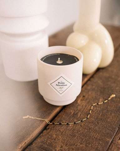 Petite attention bougie bracelet noir
