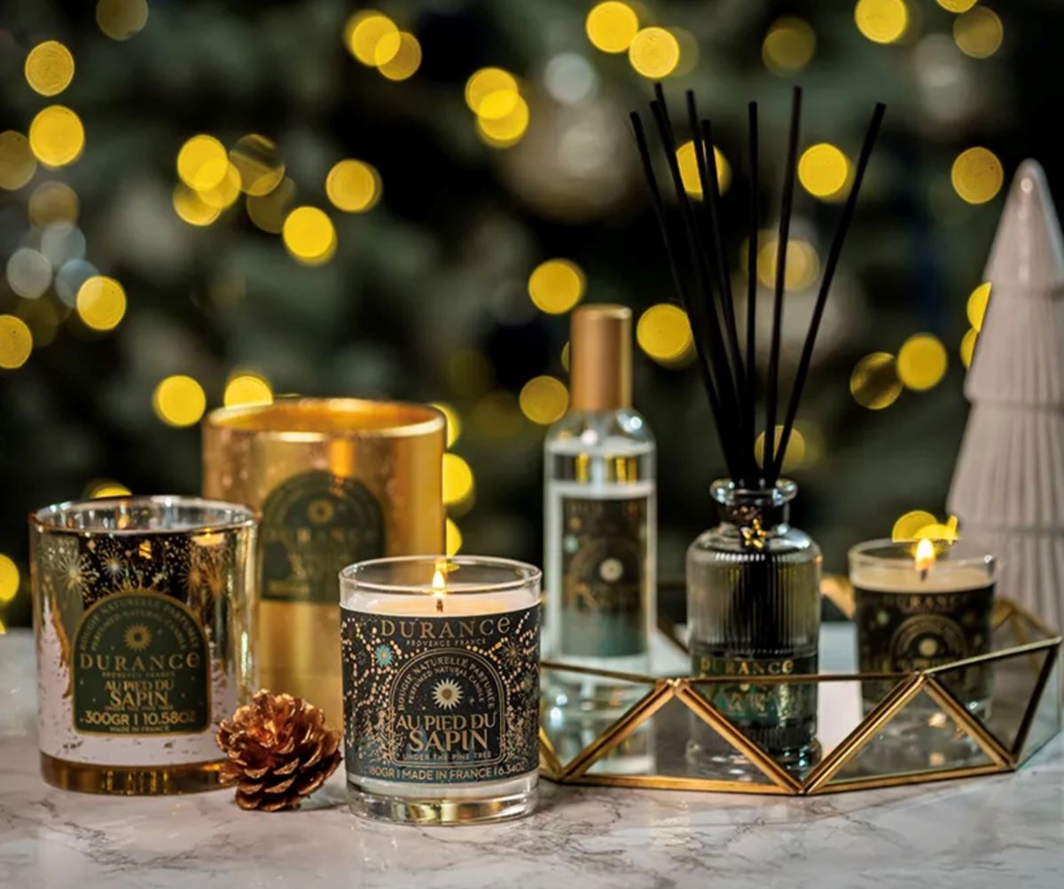 Bougie mèche en bois AU PIED DU SAPIN